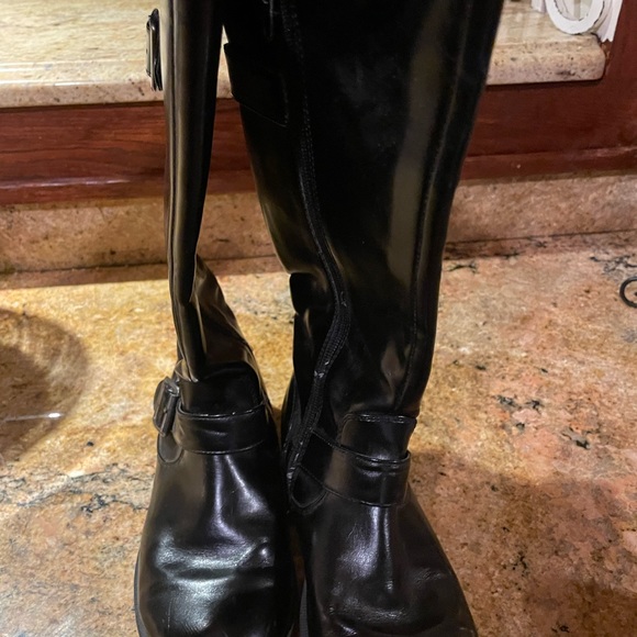 Little Girl’s Black Riding Boots - Picture 3 of 4
